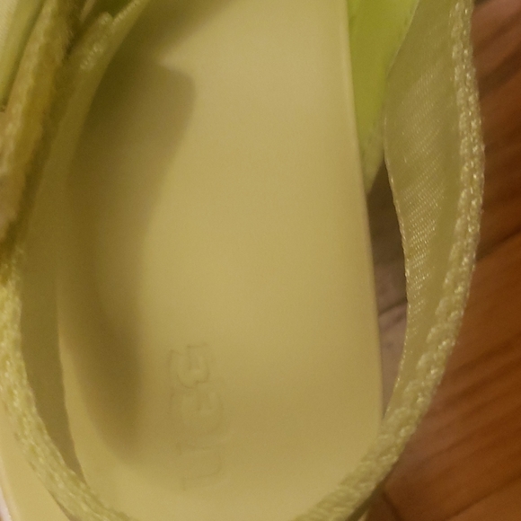 UGG sandals - Picture 2 of 8